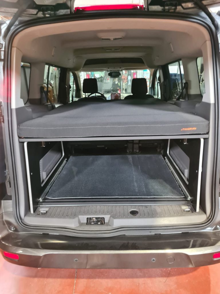 FORD TRANSIT CONNECT 1.5TDCI 120CV TREND FT230 L2 DOBLE PTA. LAT. + PACK VIVIENDA CAMA TRAS. - foto 21