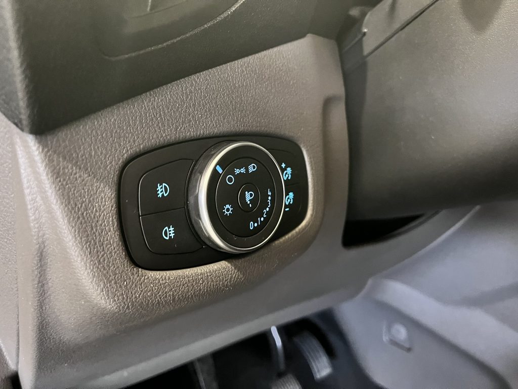 FORD TRANSIT CONNECT 1.5TDCI 120CV TREND FT230 L2  DOBLE PTA. LAT. + PACK VIVIENDA CAMA TRAS. - foto 5
