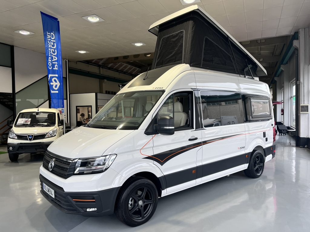 VOLKSWAGEN CRAFTER 2.0TDI 140CV T-ZONE BYTINKERVAN L3H3 2023 TURISMO ¡¡¡NUEVA A ESTRENAR!!! - foto 1