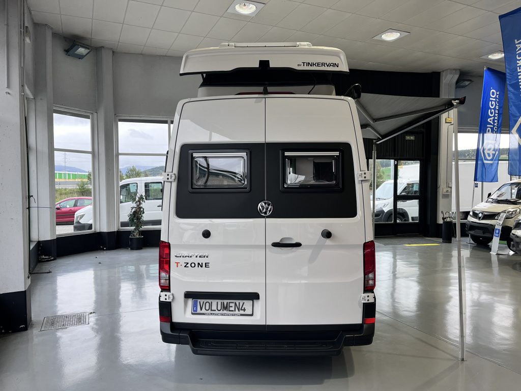 VOLKSWAGEN CRAFTER 2.0TDI 140CV T-ZONE BYTINKERVAN L3H3 2023 TURISMO ¡¡¡NUEVA A ESTRENAR!!! - foto 6