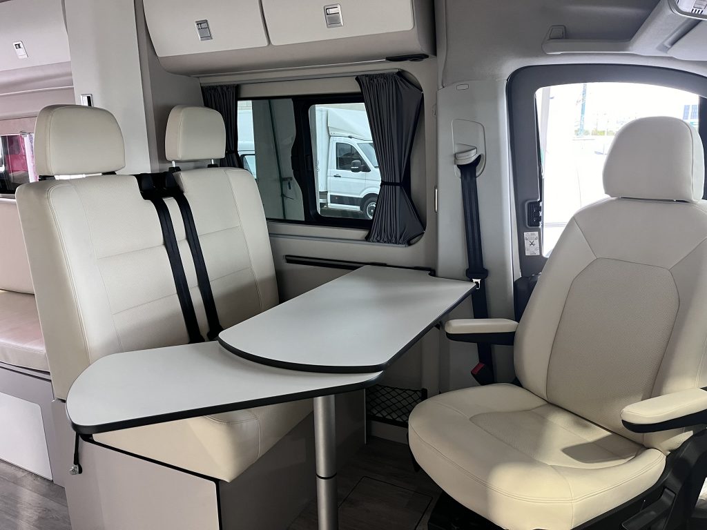 VOLKSWAGEN CRAFTER 2.0TDI 140CV T-ZONE BYTINKERVAN L3H3 2023 TURISMO ¡¡¡NUEVA A ESTRENAR!!! - foto 25