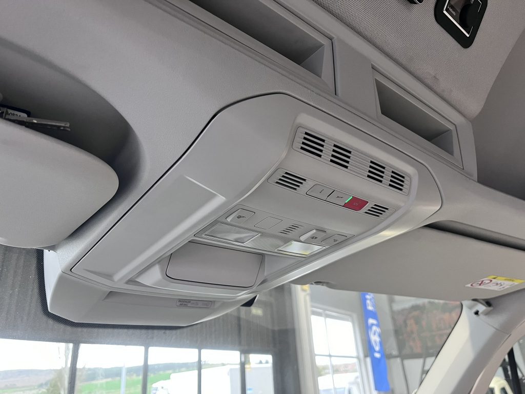 VOLKSWAGEN CRAFTER 2.0TDI 140CV T-ZONE BYTINKERVAN L3H3 2023 TURISMO ¡¡¡NUEVA A ESTRENAR!!! - foto 29