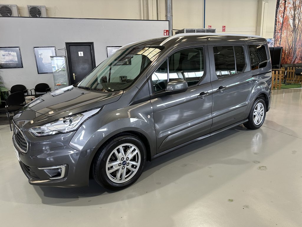 FORD GRAND TOURNEO CONNECT 1.5TDCi 120CV AUT6 TITANIUM + PACK VIVIENDA CAMA TRAS - foto 2