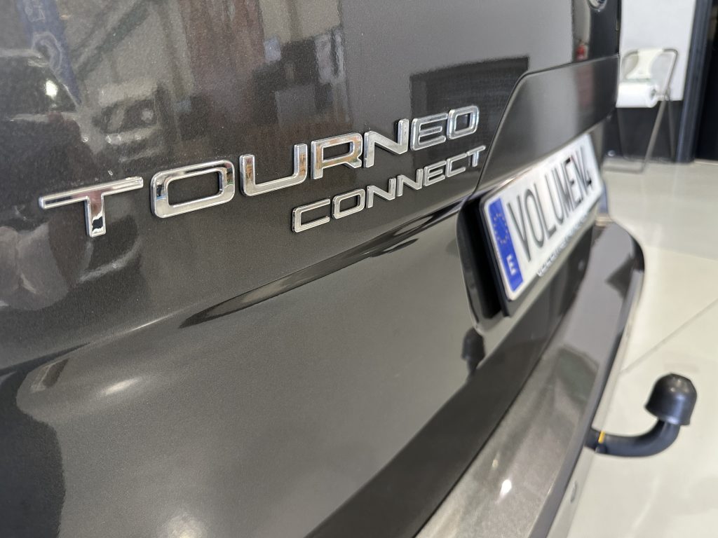 FORD GRAND TOURNEO CONNECT 1.5TDCi 120CV AUT6 TITANIUM + PACK VIVIENDA CAMA TRAS - foto 14