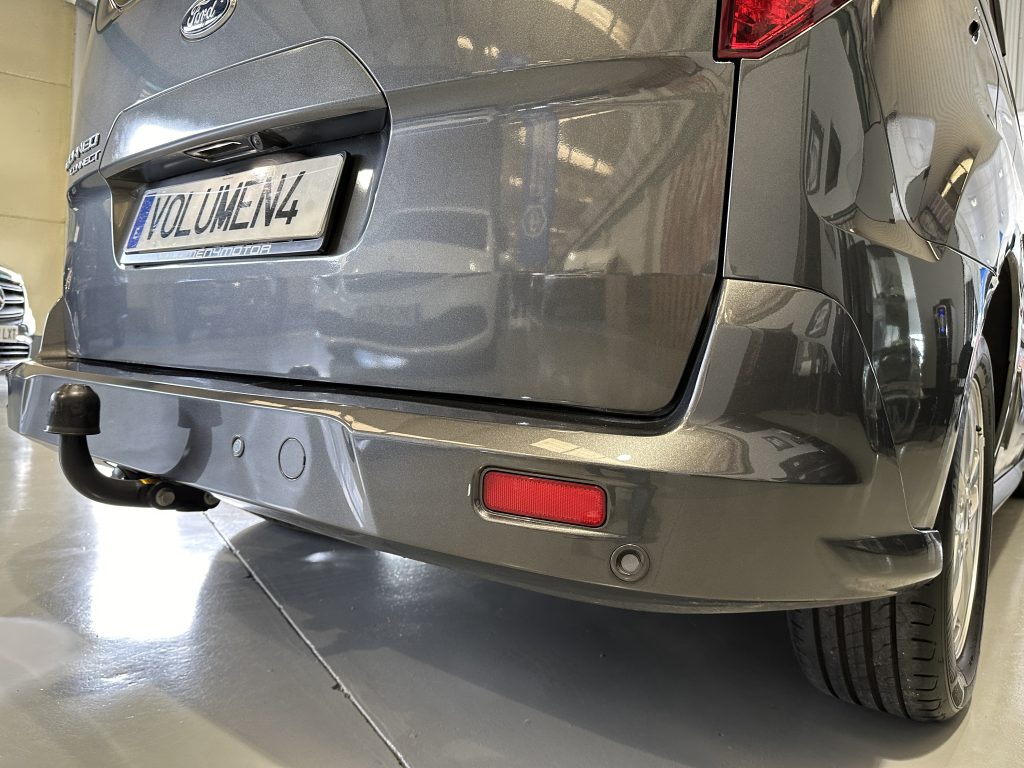 FORD GRAND TOURNEO CONNECT 1.5TDCi 120CV AUT6 TITANIUM + PACK VIVIENDA CAMA TRAS - foto 15
