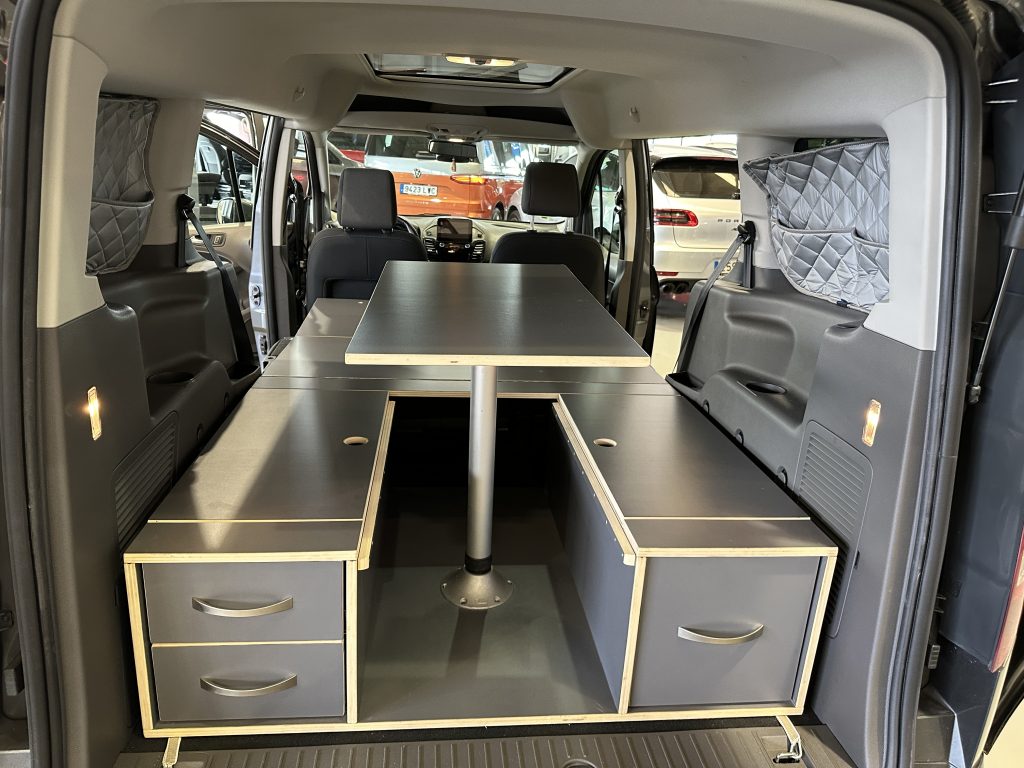 FORD GRAND TOURNEO CONNECT 1.5TDCi 120CV AUT6 TITANIUM + PACK VIVIENDA CAMA TRAS - foto 18