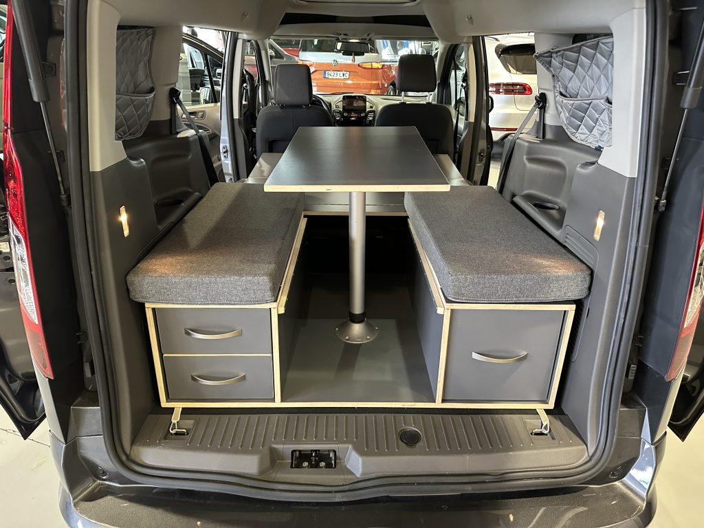 FORD GRAND TOURNEO CONNECT 1.5TDCi 120CV AUT6 TITANIUM + PACK VIVIENDA CAMA TRAS - foto 19