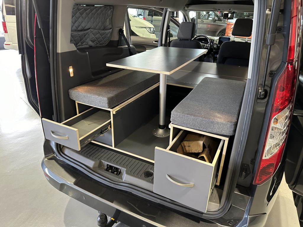 FORD GRAND TOURNEO CONNECT 1.5TDCi 120CV AUT6 TITANIUM + PACK VIVIENDA CAMA TRAS - foto 21