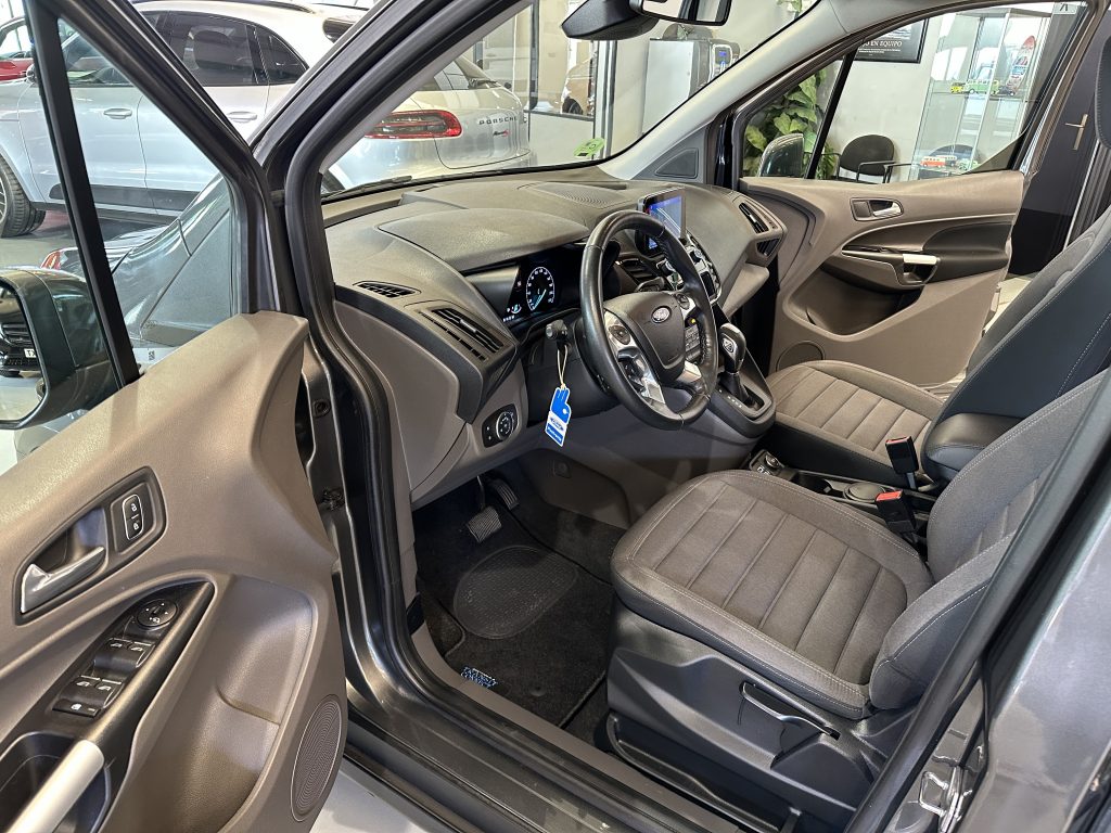 FORD GRAND TOURNEO CONNECT 1.5TDCi 120CV AUT6 TITANIUM + PACK VIVIENDA CAMA TRAS - foto 24