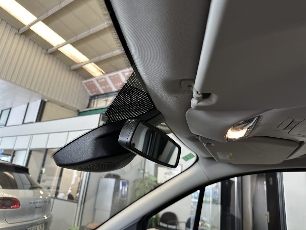 FORD GRAND TOURNEO CONNECT 1.5TDCi 120CV AUT6 TITANIUM + PACK VIVIENDA CAMA TRAS - foto 47