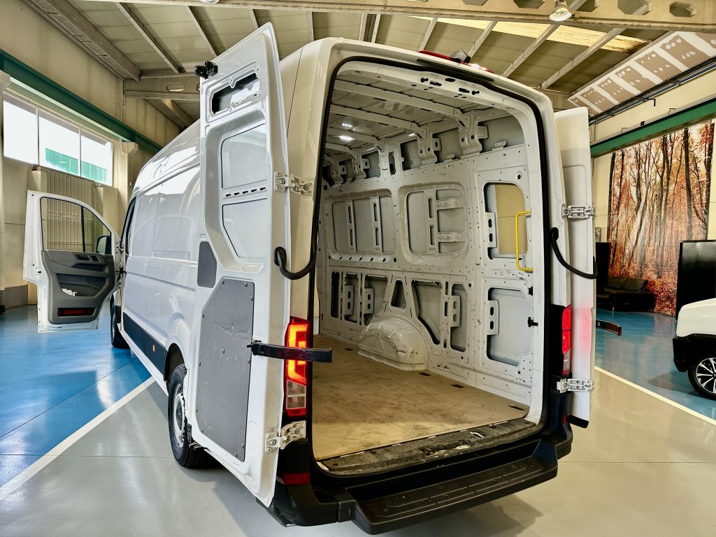 MAN TGE 3140 2.0TDI 140CV FWD FURGÓN L5H3 16.4m3 EXTRALARGA FULL EQUIPE + EXTRAS - foto 42