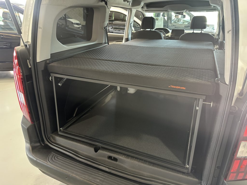 PEUGEOT RIFTER 1.5 BlueHDI 100CV LONG 5 PL. ACTIVE PACK ALLURE + PACK VIVIENDA by TINKERVAN - foto 2