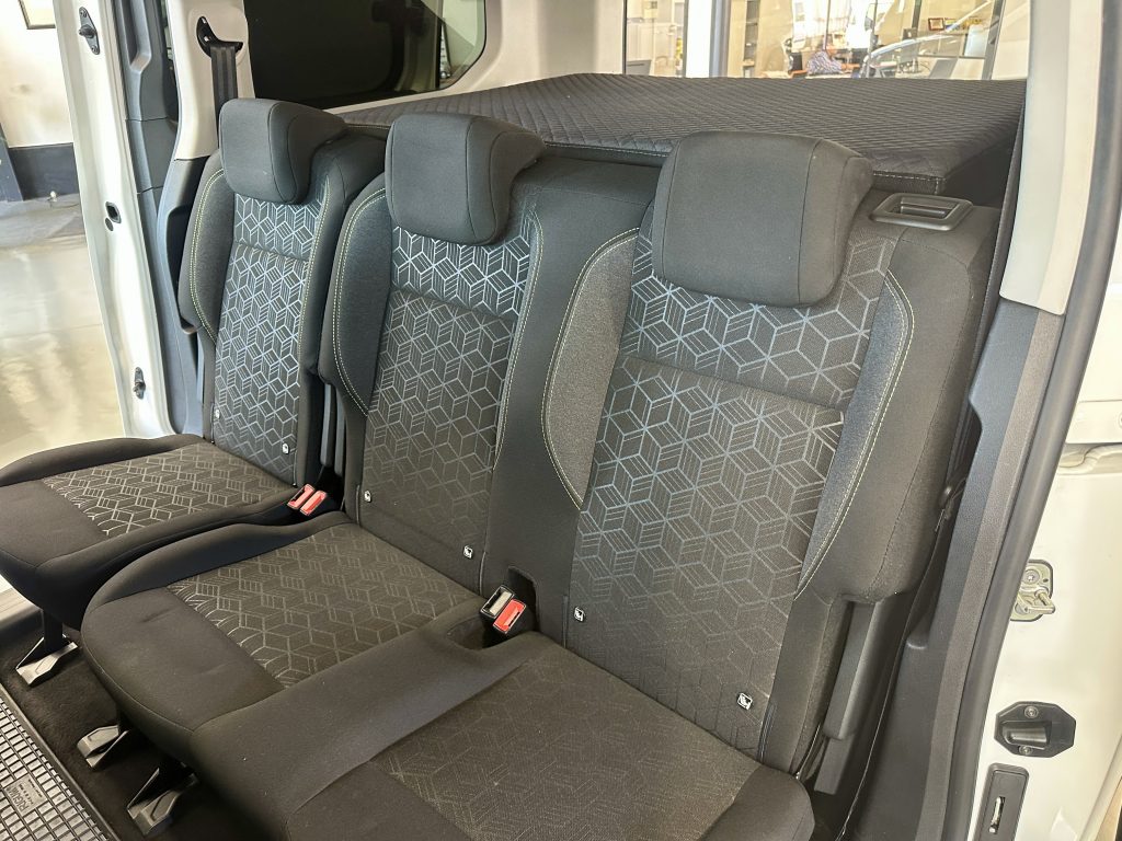 PEUGEOT RIFTER 1.5 BlueHDI 100CV LONG 5 PL. ACTIVE PACK ALLURE + PACK VIVIENDA by TINKERVAN - foto 9