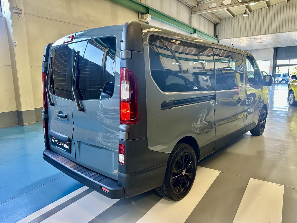 NISSAN PRIMASTAR 2.0dCi 110CV NCONNECTA COMBI9 L2H1 FULL LED + EXTRAS / GRIS PURE - foto 22