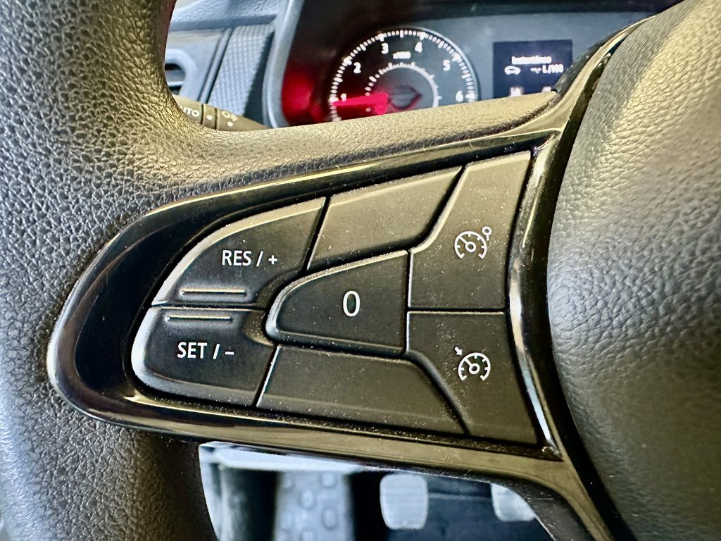 NISSAN PRIMASTAR 2.0dCi 110CV NCONNECTA COMBI9 L2H1 FULL LED + EXTRAS / GRIS PURE - foto 27