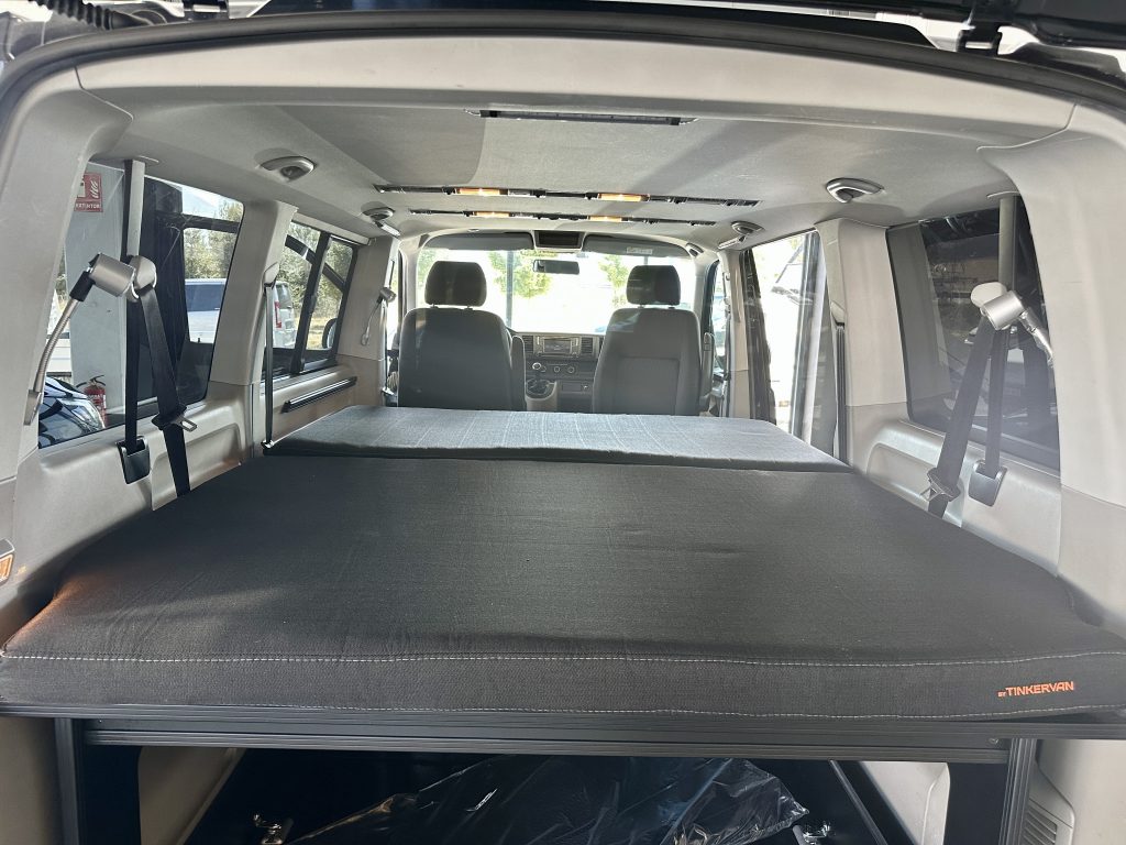 VW CARAVELLE 2.0TDI BMT 102CV M5 TRENDLINE TURISMO + VIVIENDA T-BUDDY BY TINKERVAN / TURISMO - foto 11