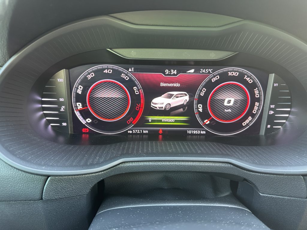 SKODA OCTAVIA COMBI 2.0TSI 245CV VRS M6 FULL EQUIPE - foto 31