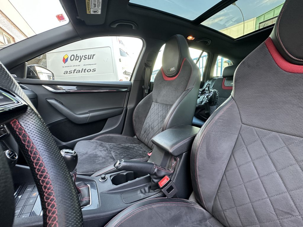 SKODA OCTAVIA COMBI 2.0TSI 245CV VRS M6 FULL EQUIPE - foto 8