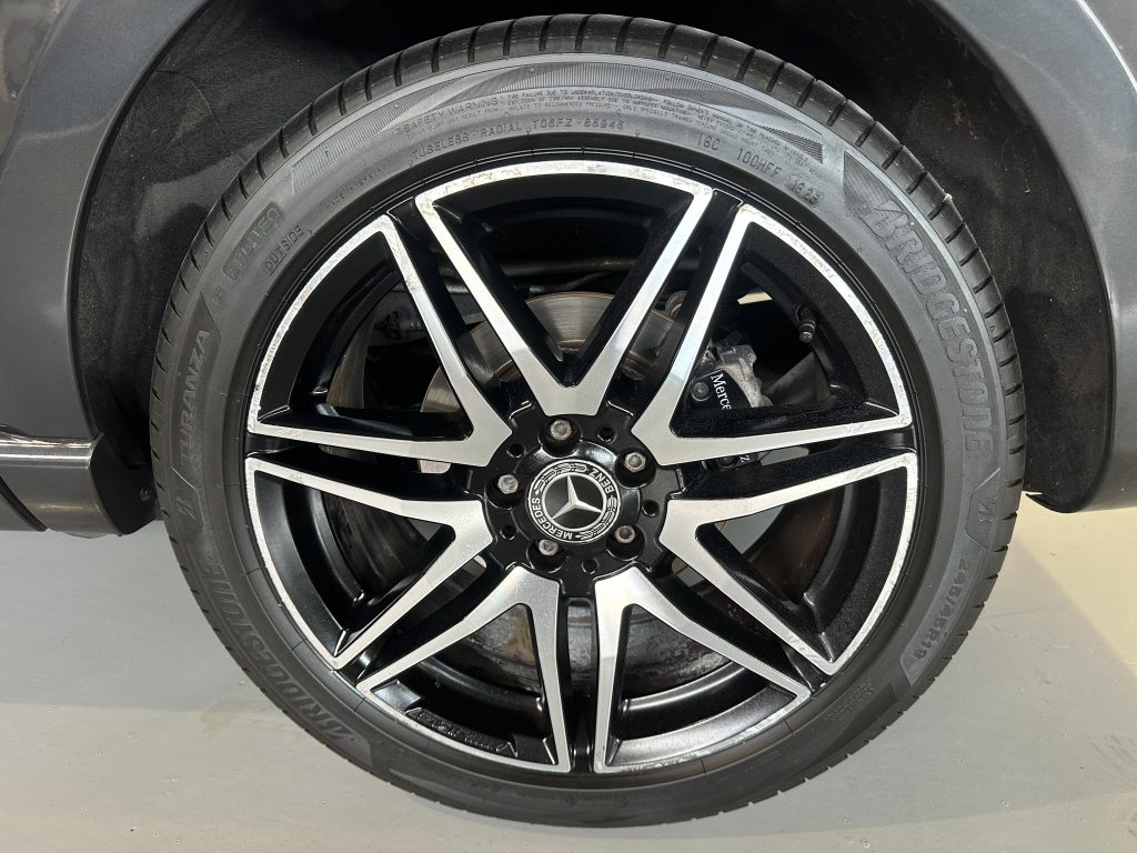 MB V220d 163CV 9GTRONIC AVANTGARDE COMPACTA PAQ. AMG EXT/INT 8 PL + EXTRAS / GRIS GRAFITO - foto 18