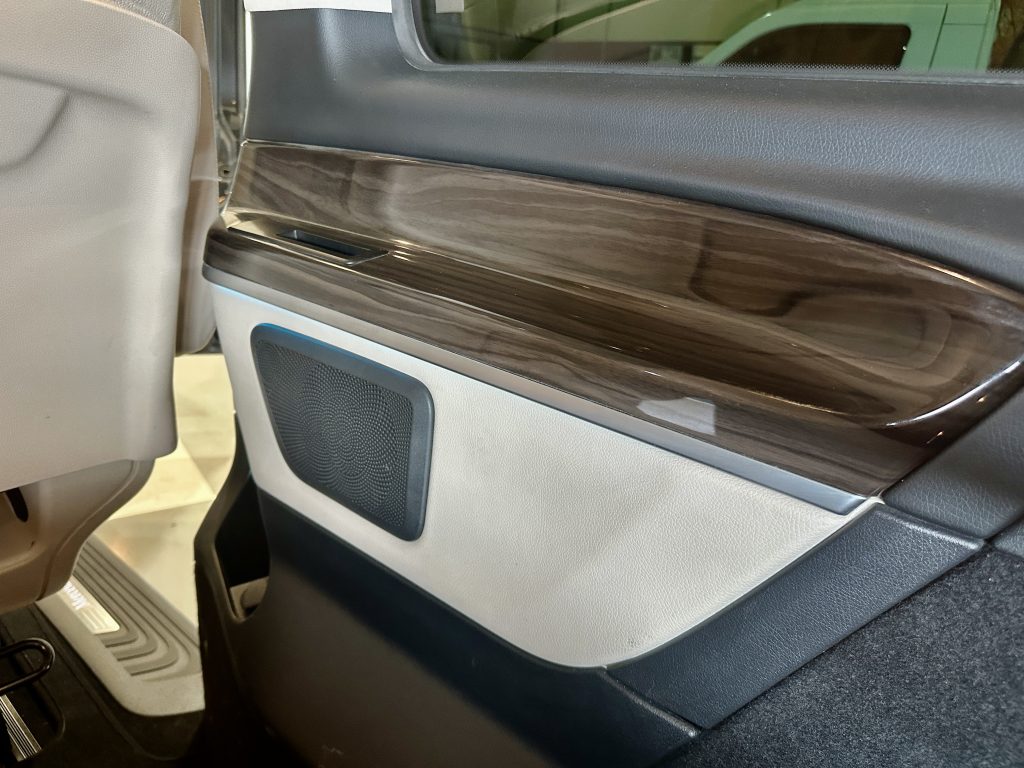 MB V220d 163CV 9GTRONIC AVANTGARDE COMPACTA PAQ. AMG EXT/INT 8 PL + EXTRAS / GRIS GRAFITO - foto 17