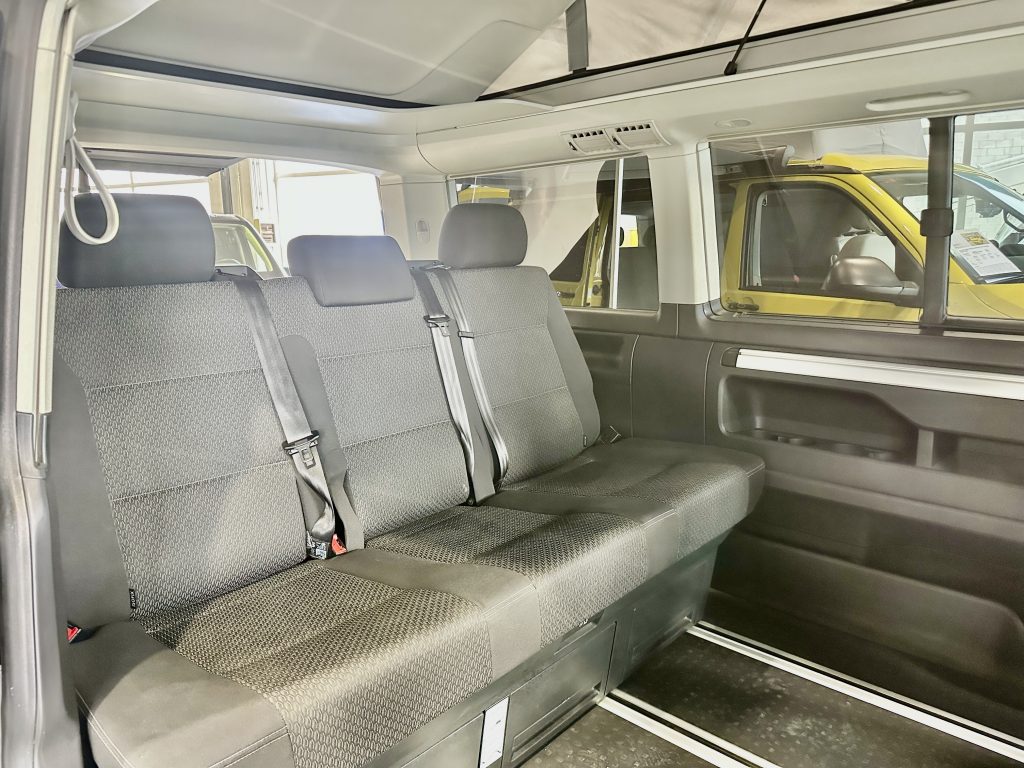 VW CALIFORNIA 2.0TDI BMT 150CV T6 DSG 4MOTION BEACH + EXTRAS TURISMO VIVIENDA / BLACK PERLA - foto 5