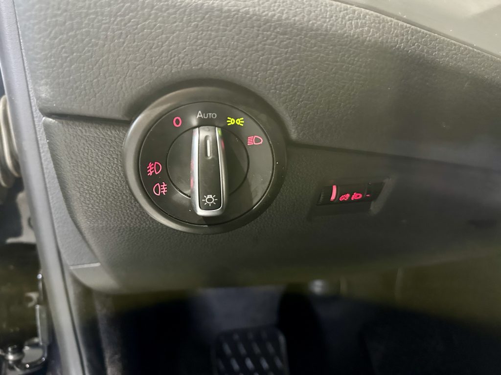 VW CALIFORNIA 2.0TDI BMT 150CV T6 DSG 4MOTION BEACH + EXTRAS TURISMO VIVIENDA / BLACK PERLA - foto 39