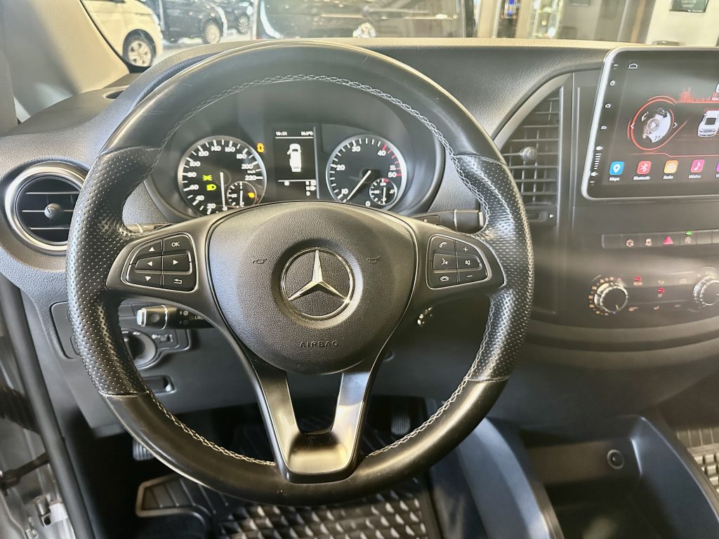 MERCEDES BENZ VITO 116CDI 163CV TOURER SELECT 7GTRONIC 8PL. RWD + DOB. PUERTA + PACK DEPORTIVO / PLATA ESTELAR - foto 34