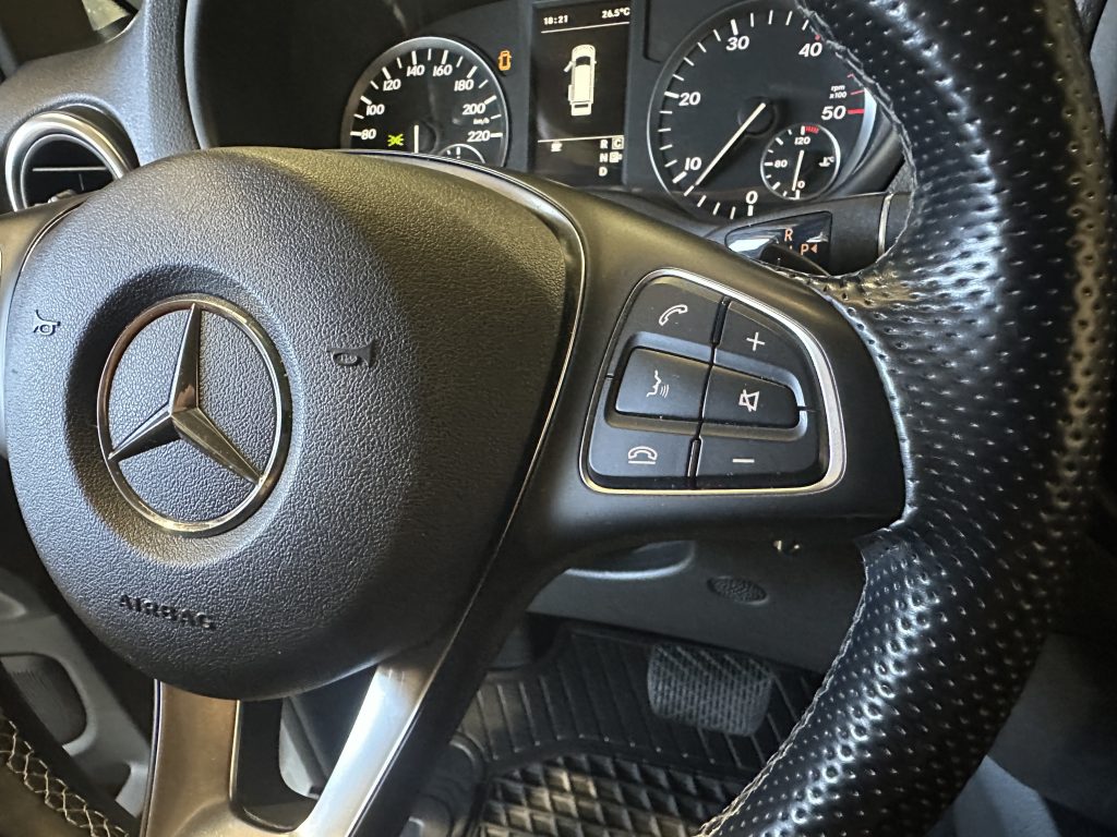 MERCEDES BENZ VITO 116CDI 163CV TOURER SELECT 7GTRONIC 8PL. RWD + DOB. PUERTA + PACK DEPORTIVO / PLATA ESTELAR - foto 1