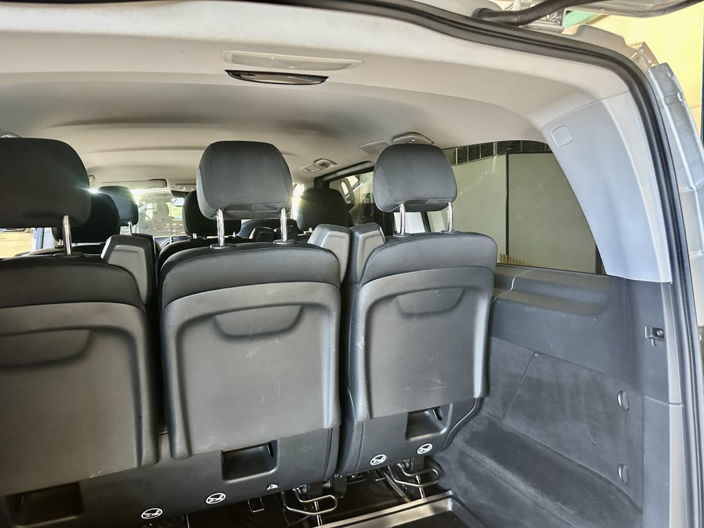 MERCEDES BENZ VITO 116CDI 163CV TOURER SELECT 7GTRONIC 8PL. RWD + DOB. PUERTA + PACK DEPORTIVO / PLATA ESTELAR - foto 8