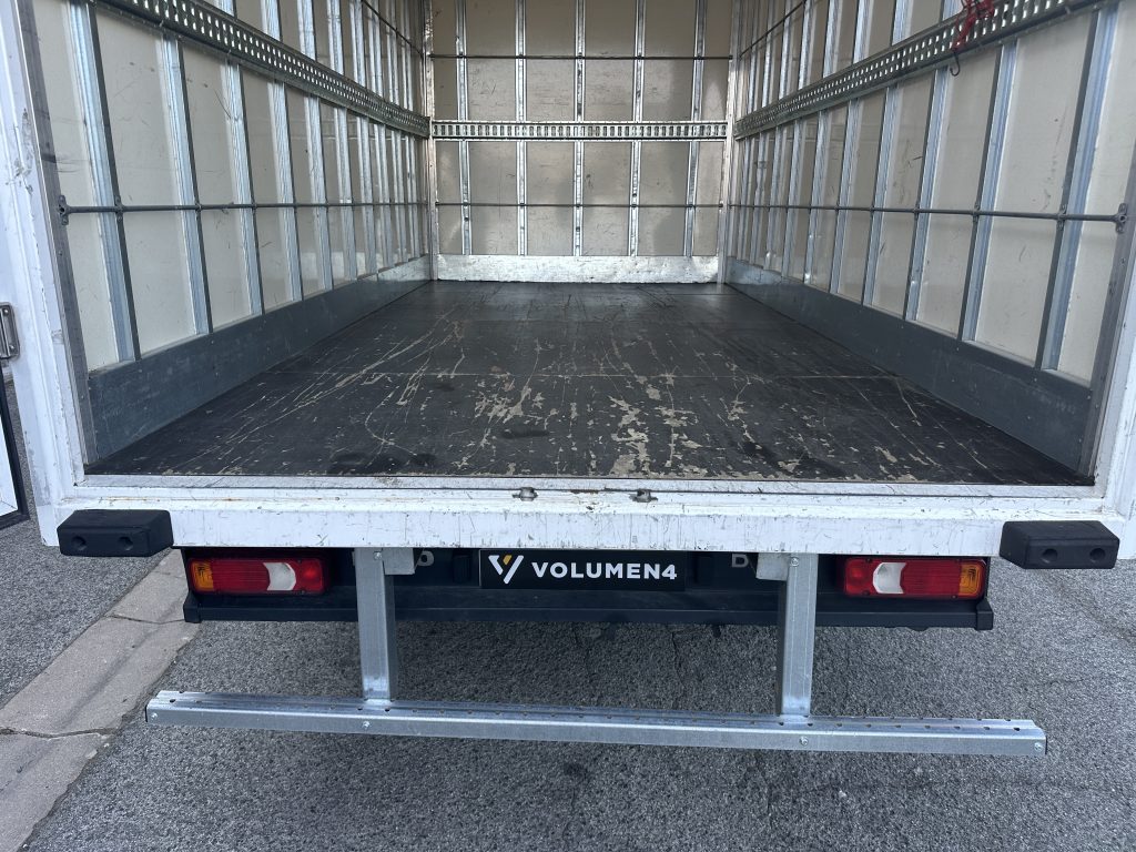 IVECO 35C16 2.3d 160CV M6 C/C DR 3.750MM RWD PAQUETERO 4,40 x 2,30 22M cub / CARGA UTIL 855 KG - foto 9