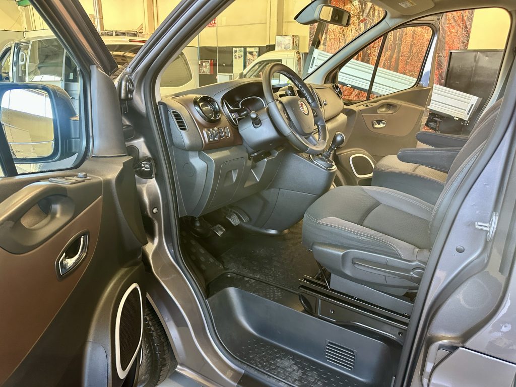 FIAT TALENTO 1.6 ECOJET 145CV SX 1200 COMBI9 CORTA L1 DOB. PTA. + PORTON + EXTRAS / M1 TURISMO - foto 14