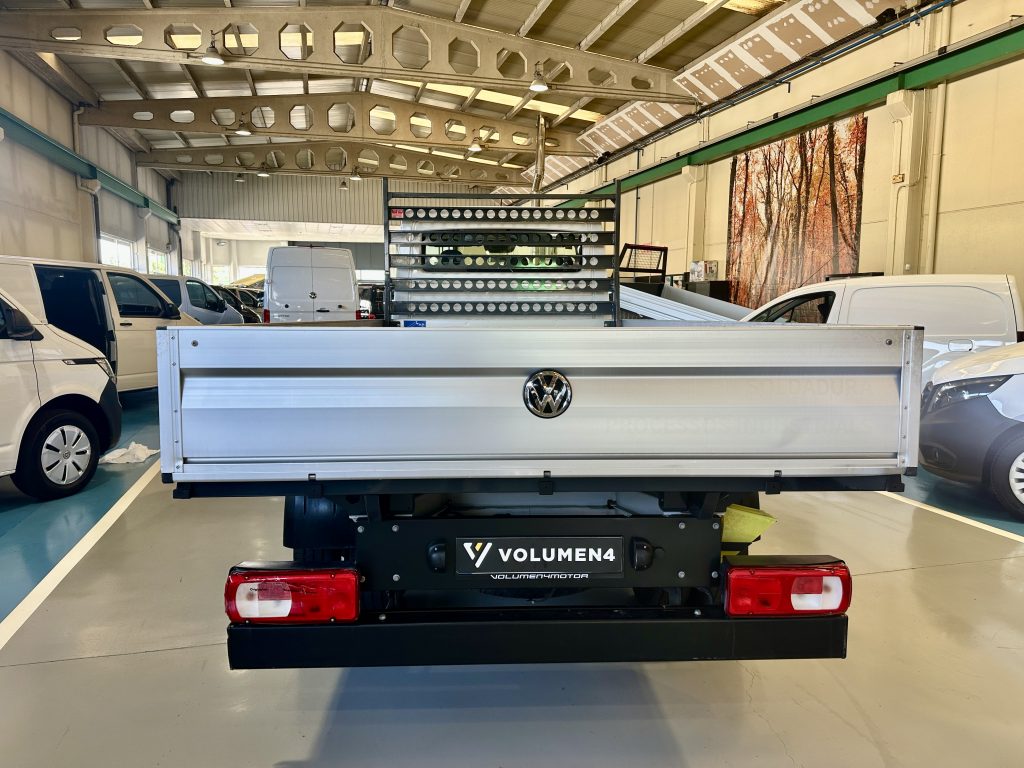 VW CRAFTER 2.0TDI BMT 122CV M6 C/C CHASIS L4 4.490 D.EJES RWD CAJA AB  4,30 x 2,10 + EXTRAS / 3.500KG - foto 7