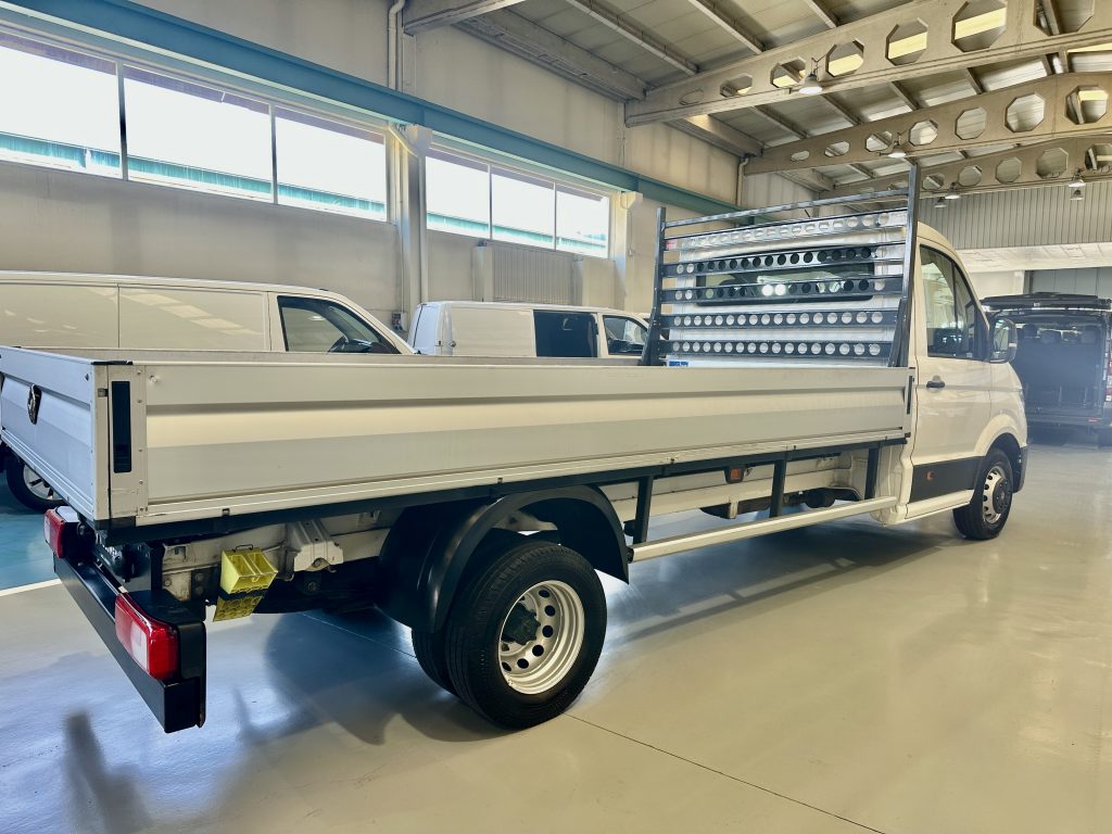 VW CRAFTER 2.0TDI BMT 122CV M6 C/C CHASIS L4 4.490 D.EJES RWD CAJA AB  4,30 x 2,10 + EXTRAS / 3.500KG - foto 9
