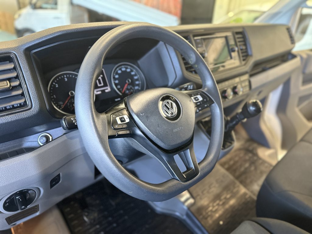 VW CRAFTER 2.0TDI BMT 122CV M6 C/C CHASIS L4 4.490 D.EJES RWD CAJA AB  4,30 x 2,10 + EXTRAS / 3.500KG - foto 21