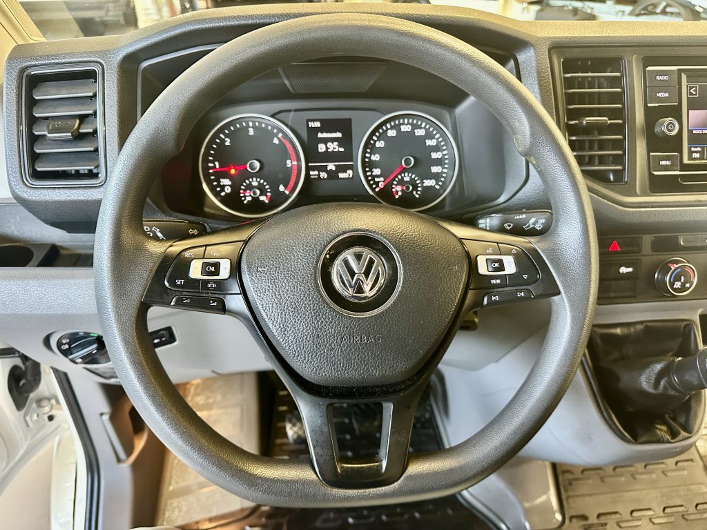VW CRAFTER 2.0TDI BMT 122CV M6 C/C CHASIS L4 4.490 D.EJES RWD CAJA AB  4,30 x 2,10 + EXTRAS / 3.500KG - foto 32