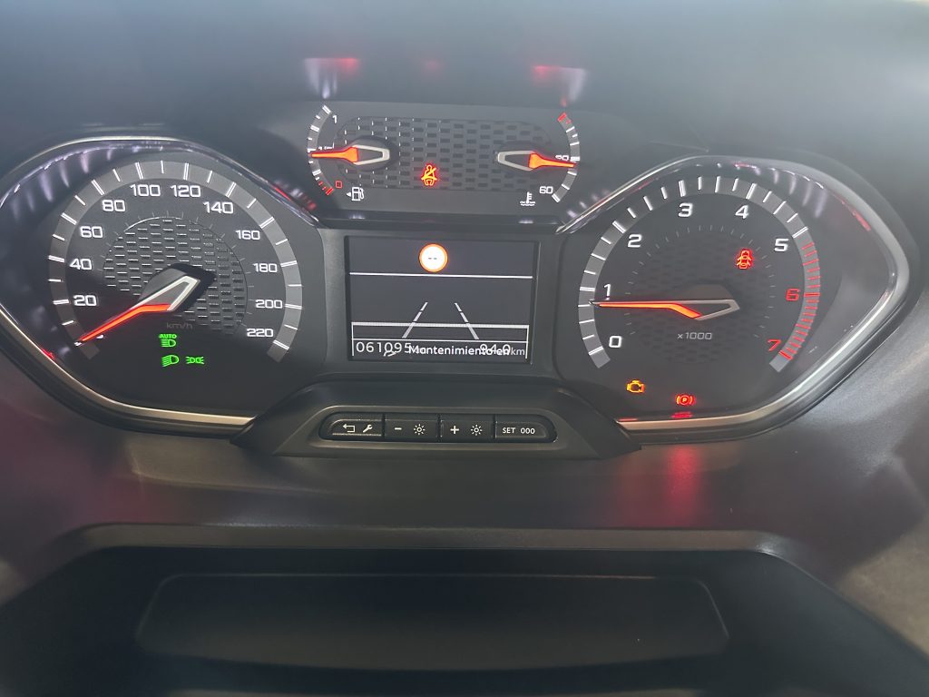 PEUGEOT RIFTER 1.5 BLUEHDI 130CV GTLINE (M6) STANDARD CORTA L1 + EXTRAS / BEIGE METAL. - foto 20