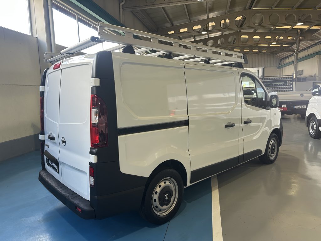 NISSAN NV300 1.6dCi 120CV 1.2T FURGON L1H1 CORTA PRO PACK COMFORT / CARGA UTIL 1.310KG - foto 4