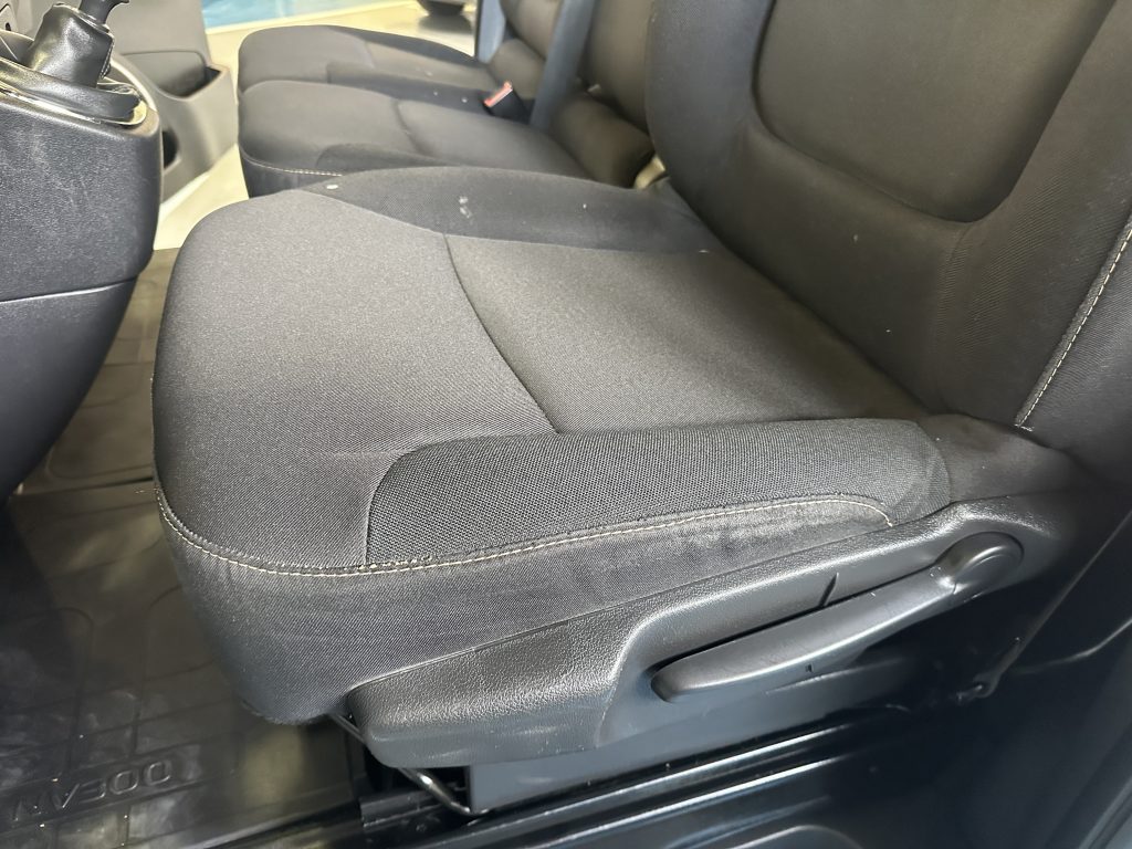 NISSAN NV300 1.6dCi 120CV 1.2T FURGON L1H1 CORTA PRO PACK COMFORT / CARGA UTIL 1.310KG - foto 13