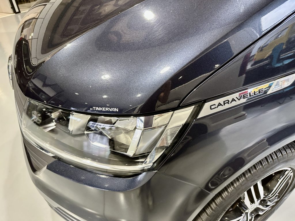 VOLKSWAGEN CARAVELLE T6.1 2.0TDI BMT 150CV M6 ORIGIN «T-BUDDY BY TINKERVAN» PACK VIVIENDA  / AZUL STARLIGHT - foto 43