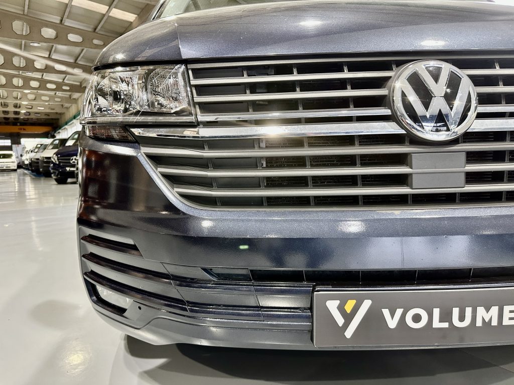 VOLKSWAGEN CARAVELLE T6.1 2.0TDI BMT 150CV M6 ORIGIN «T-BUDDY BY TINKERVAN» PACK VIVIENDA  / AZUL STARLIGHT - foto 44