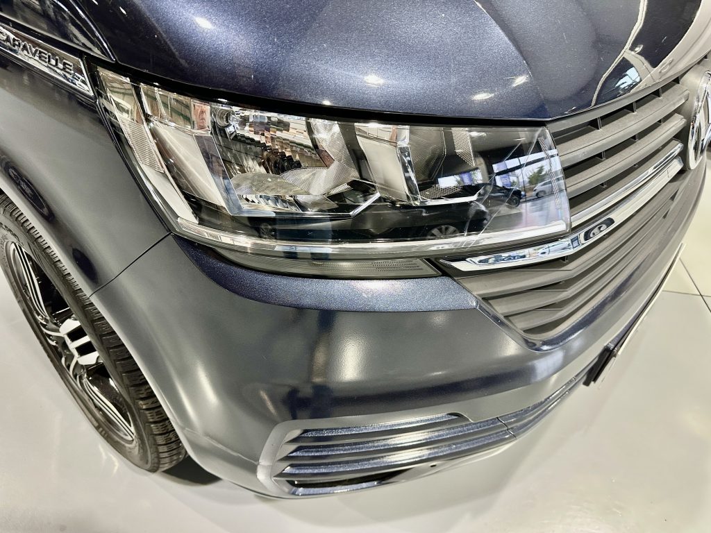 VOLKSWAGEN CARAVELLE T6.1 2.0TDI BMT 150CV M6 ORIGIN «T-BUDDY BY TINKERVAN» PACK VIVIENDA  / AZUL STARLIGHT - foto 45