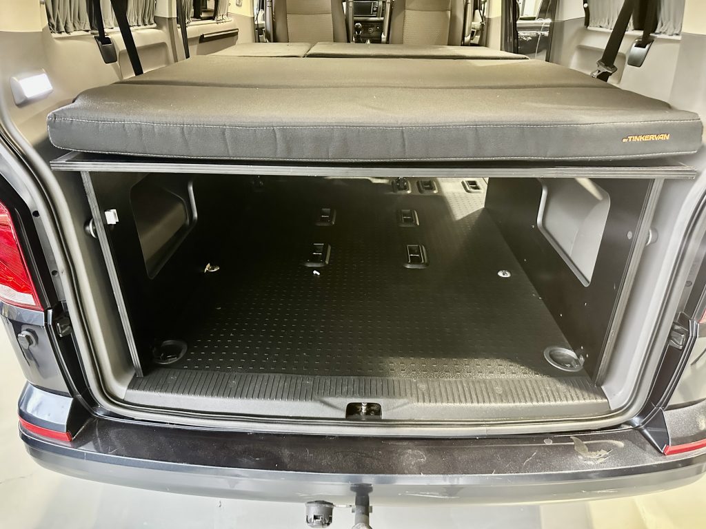 VOLKSWAGEN CARAVELLE T6.1 2.0TDI BMT 150CV M6 ORIGIN «T-BUDDY BY TINKERVAN» PACK VIVIENDA  / AZUL STARLIGHT - foto 30