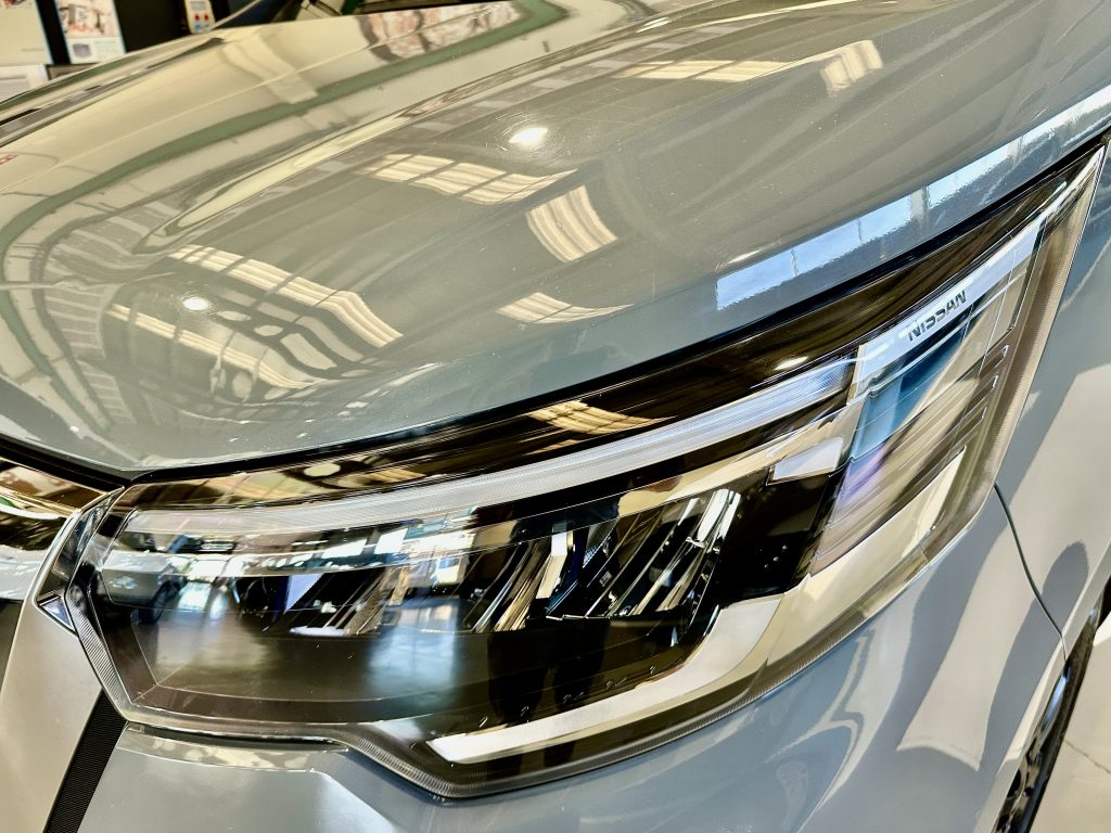 NISSAN PRIMASTAR 2.0dCi 110CV NCONNECTA COMBI9 L2H1 FULL LED + EXTRAS / GRIS PURE - foto 43