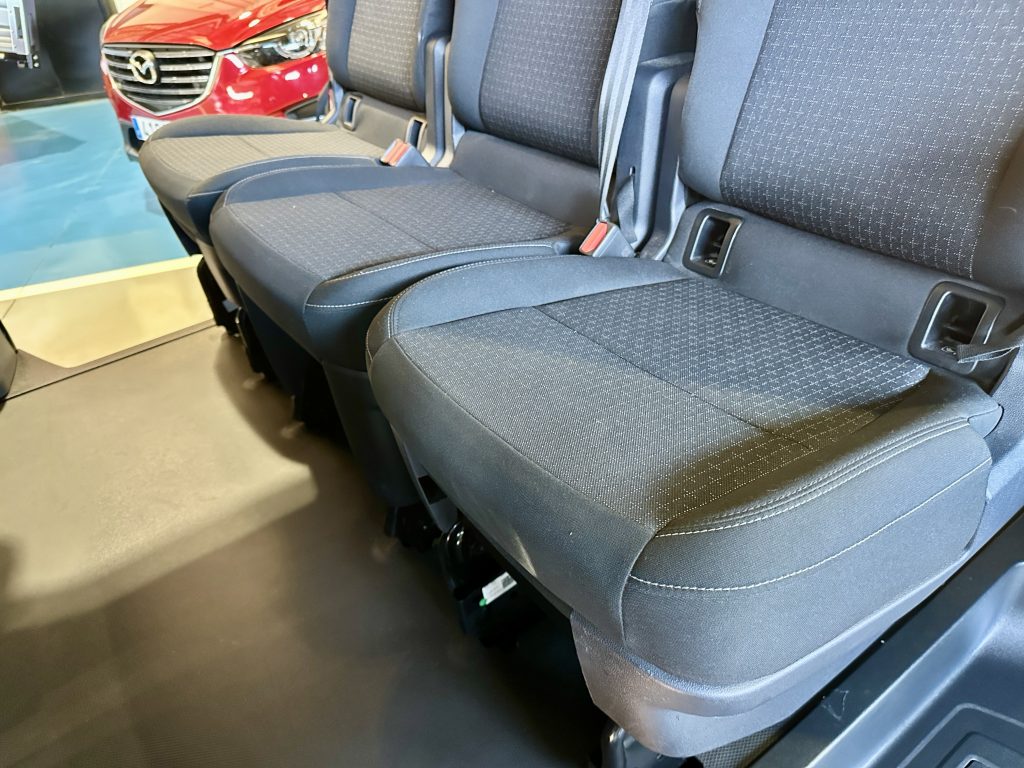 FORD TRANSIT CUSTOM 2.0TDCI ECOBLUE 150CV KOMBI TREND L2 SEMINUEVO - foto 22