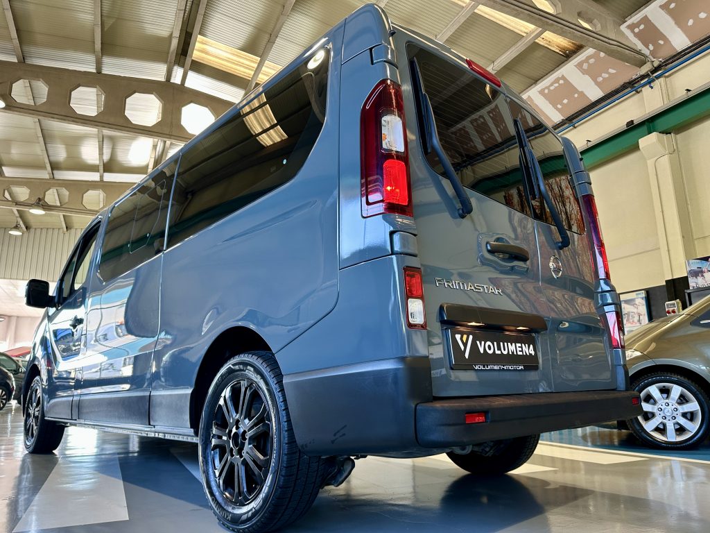 NISSAN PRIMASTAR 2.0dCi 110CV NCONNECTA COMBI9 L2H1 FULL LED + EXTRAS / GRIS PURE - foto 36