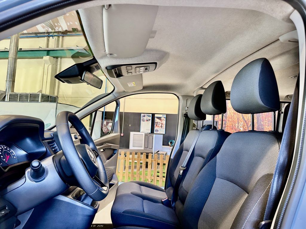 NISSAN PRIMASTAR 2.0dCi 110CV NCONNECTA COMBI9 L2H1 FULL LED + EXTRAS / GRIS PURE - foto 40