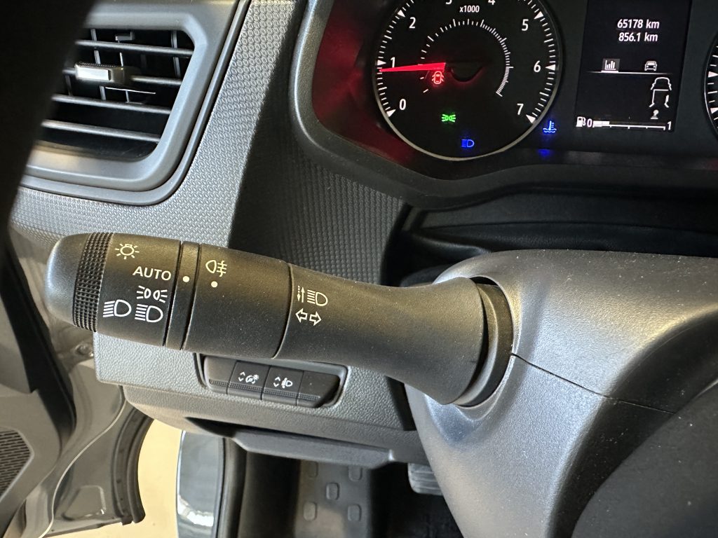 NISSAN PRIMASTAR 2.0dCi 110CV NCONNECTA COMBI9 L2H1 FULL LED + EXTRAS / GRIS PURE - foto 22