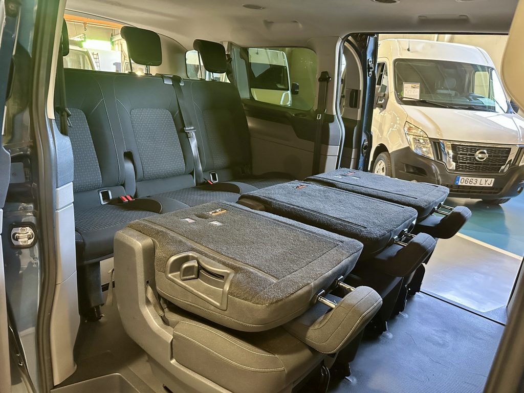 FORD TRANSIT CUSTOM 2.0TDCI ECOBLUE 150CV KOMBI TREND L2 SEMINUEVO - foto 17