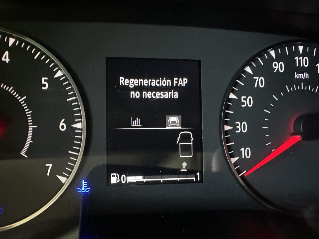 NISSAN PRIMASTAR 2.0dCi 110CV NCONNECTA COMBI9 L2H1 FULL LED + EXTRAS / GRIS PURE - foto 11