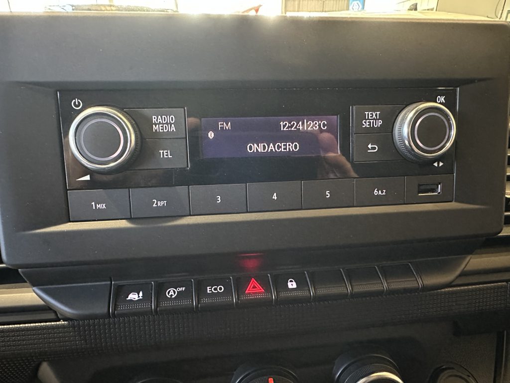 NISSAN PRIMASTAR 2.0dCi 110CV NCONNECTA COMBI9 L2H1 FULL LED + EXTRAS / GRIS PURE - foto 12